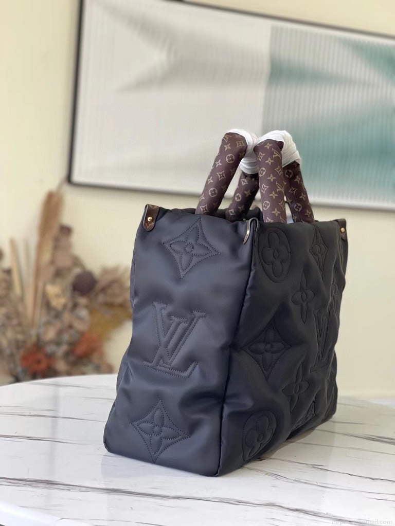 Louis Vuitton M59005 LV M59007 Onthego GM Bag Black