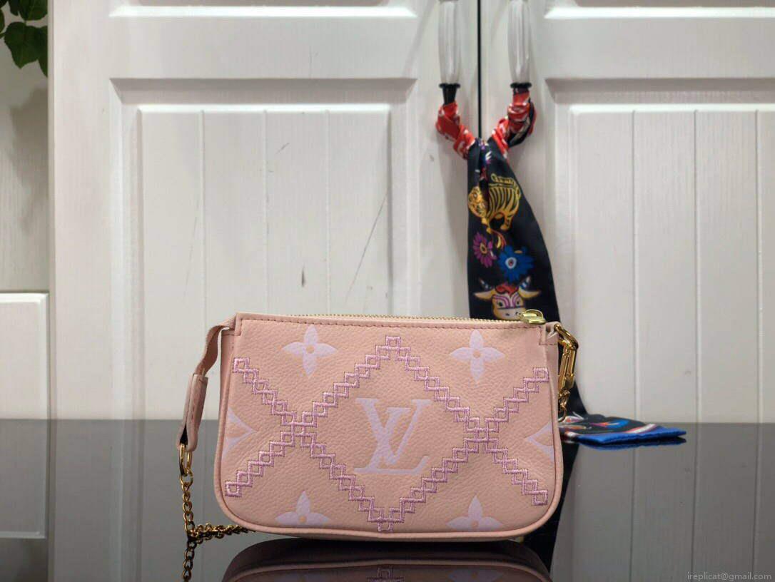 LV M81140 Louis Vuitton Mini Pochette Accessoires Bag