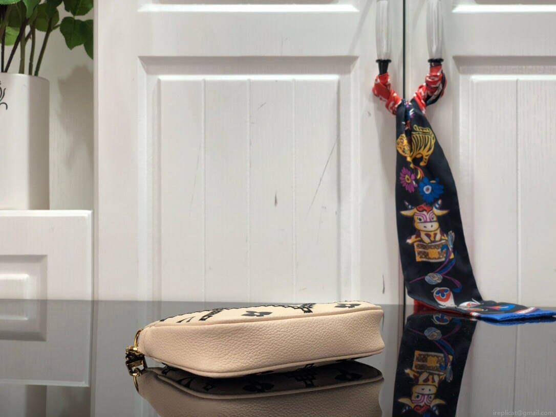 LV M81140 Louis Vuitton Mini Pochette Accessoires Bag Beige