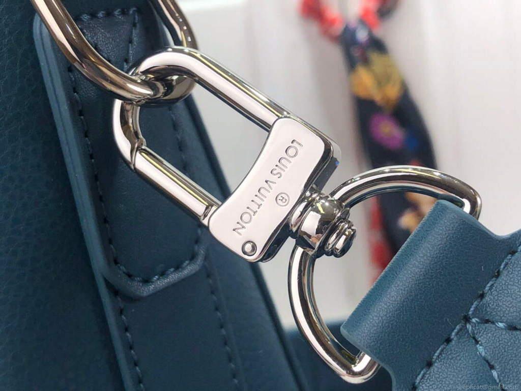 LV M59327 Louis Vuitton New Messenger Bag Blue