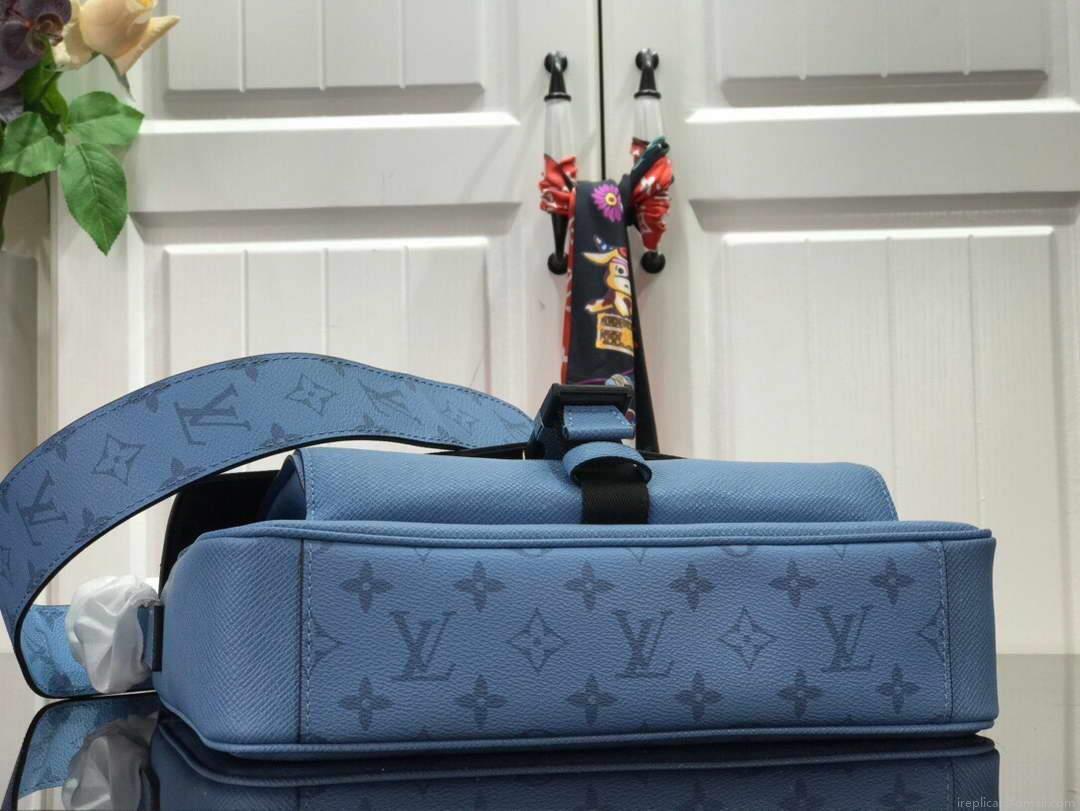 LV M30745 Louis Vuitton M30746 New Messenger Bag Blue
