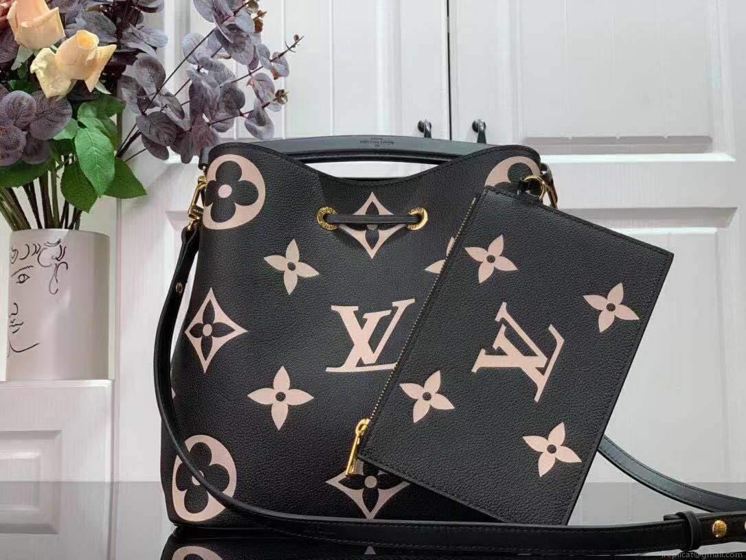 LV M44022 Louis Vuitton M45497 NÉONOÉ Shoulder Bag Black