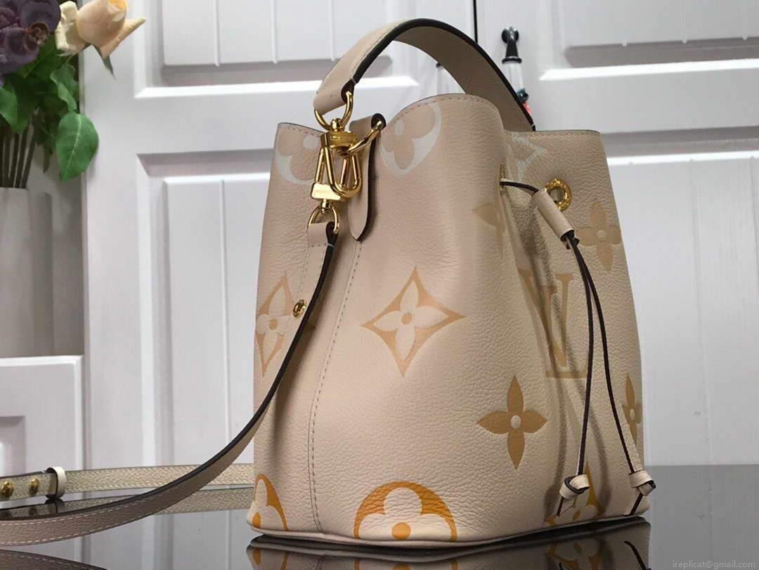 LV M45716 Louis Vuitton NÉONOÉ BB M45709 Bag Cream Saffron