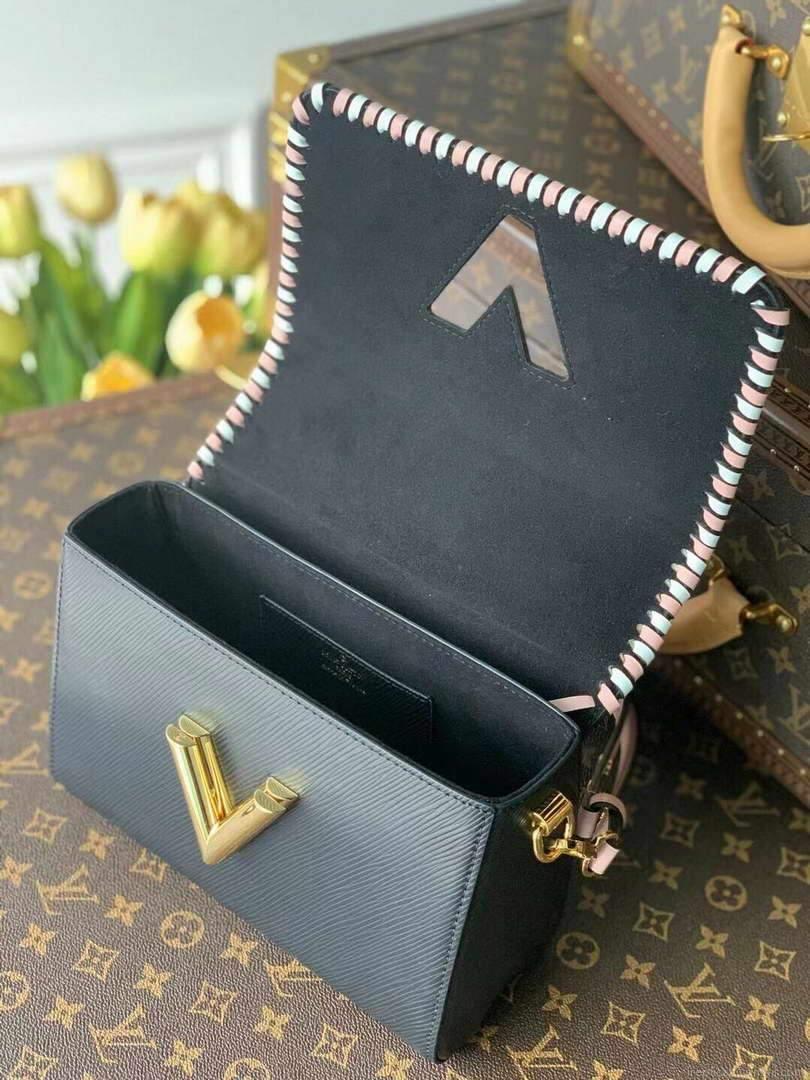 LV M50283 Louis Vuitton Twist MM Bag Black