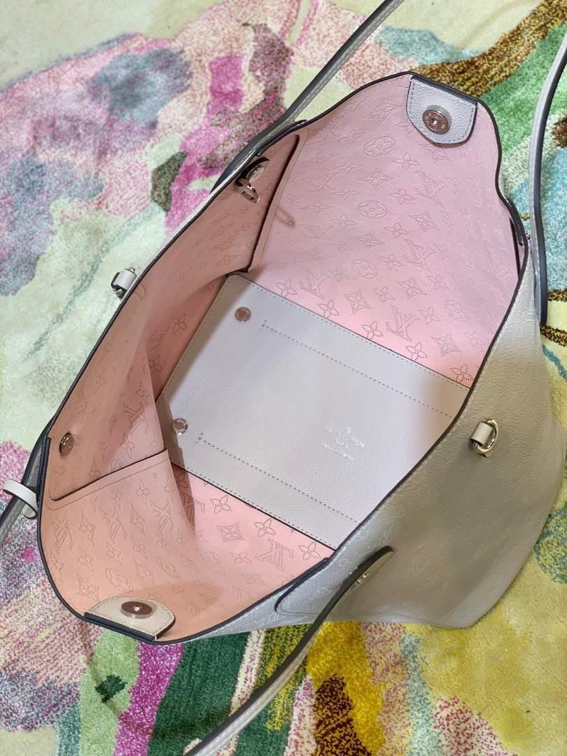 LV M53140 Louis Vuitton Hina MM Mahina Bag M54354 Galet Gray