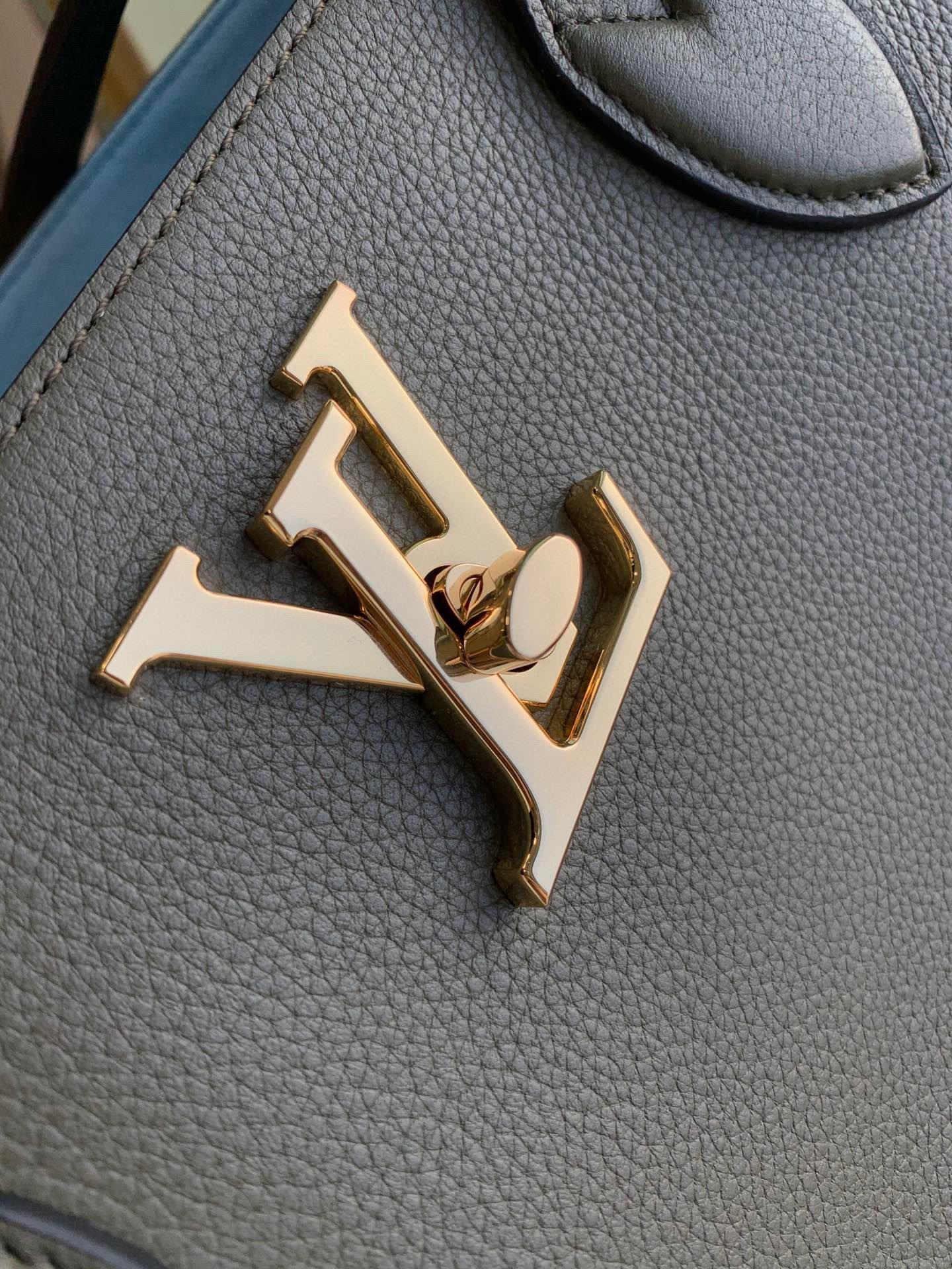 LV M57345 Louis Vuitton M57346 Lockme Shopper M57347 Bag Grained Calf Leather Green