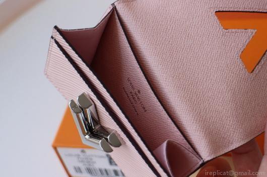 LV M68682 Louis Vuitton Twist Multicartes Wallet Epi Leather Pink