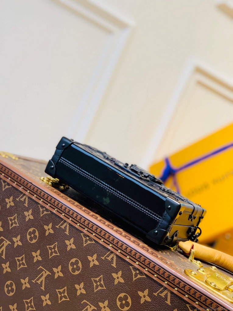 LV M20353 Louis Vuitton Petite Malle Handbag Black