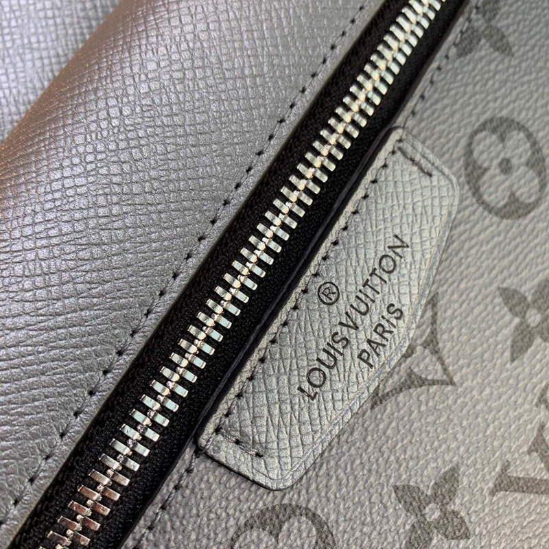 LV M30247 Louis Vuitton Outdoor Bumbag Silver
