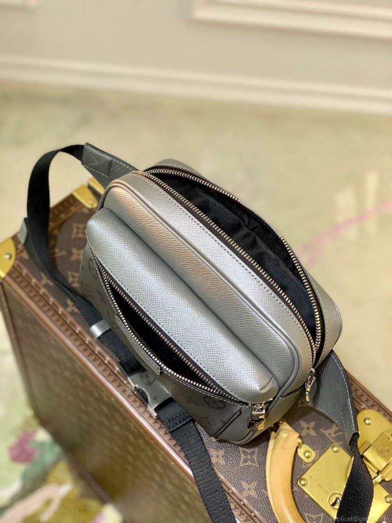 LV M30247 Louis Vuitton Outdoor Bumbag Silver