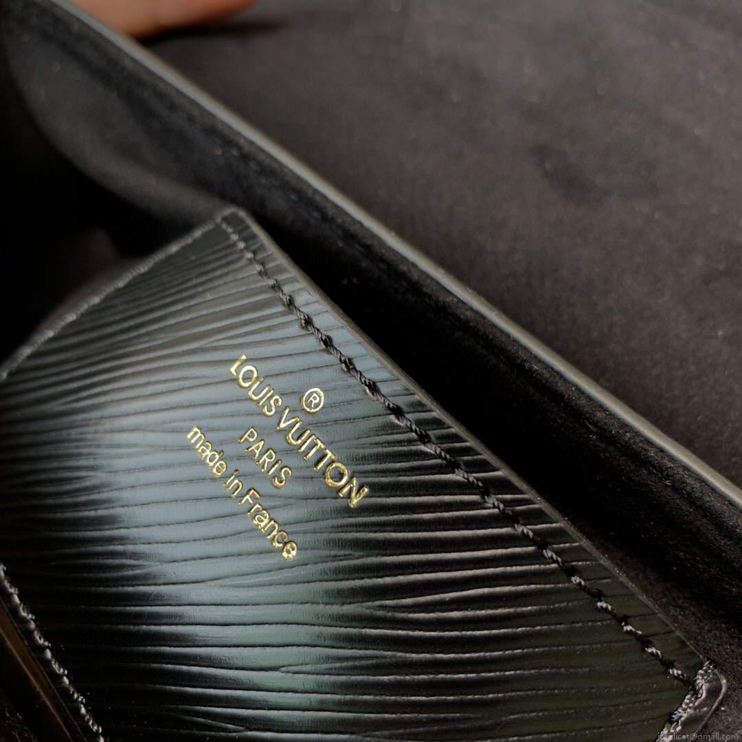 LV M59887 Louis Vuitton Twist MM EPI Leather Bag Black