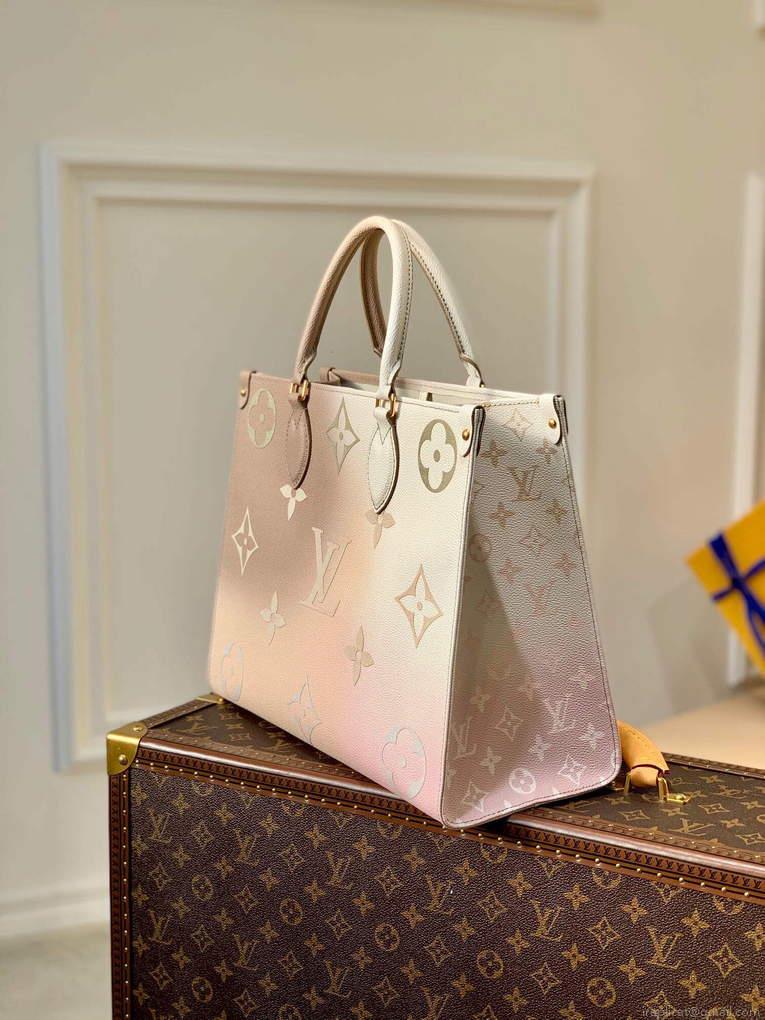 LV M20510 Louis Vuitton Onthego MM Tote Bag