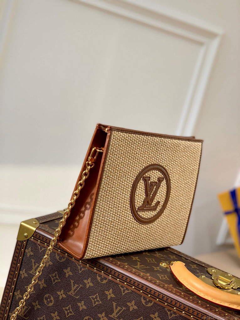 LV M81366 Louis Vuitton Toiletry Pouch On Chain Brown