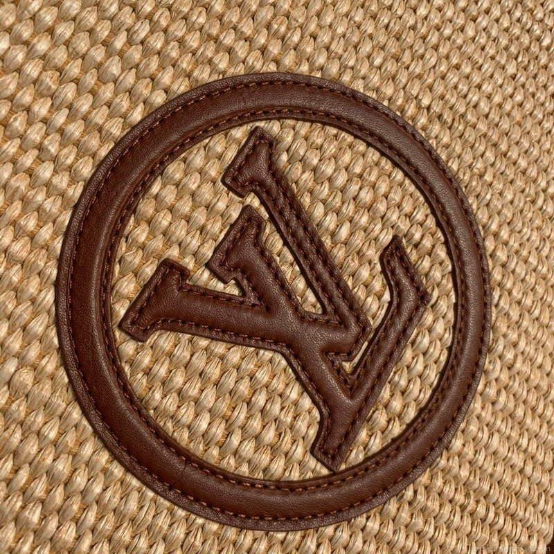 LV M81366 Louis Vuitton Toiletry Pouch On Chain Brown