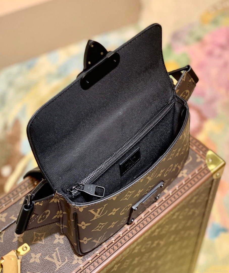 LV M45807 Louis Vuitton S Lock Sling Bag Black
