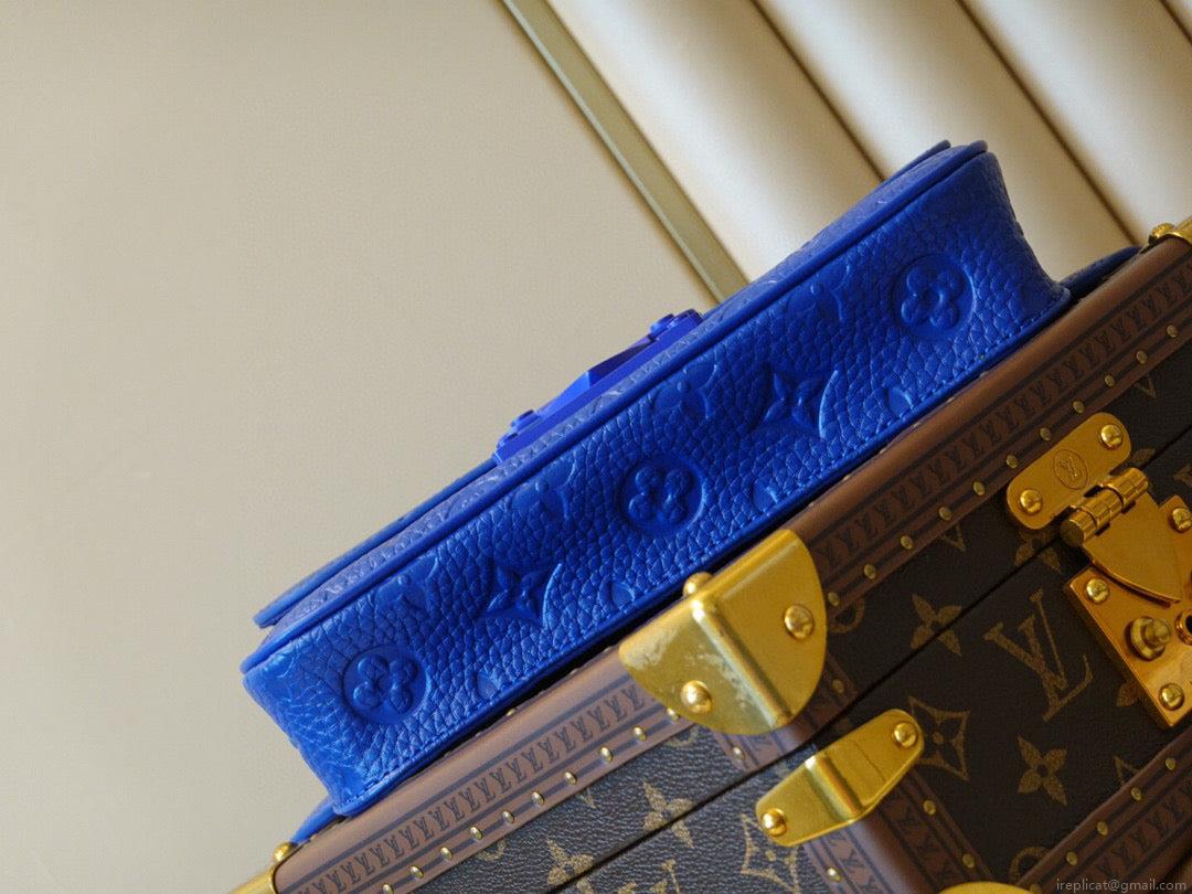 LV Louis Vuitton M58487 S Lock Sling Blue