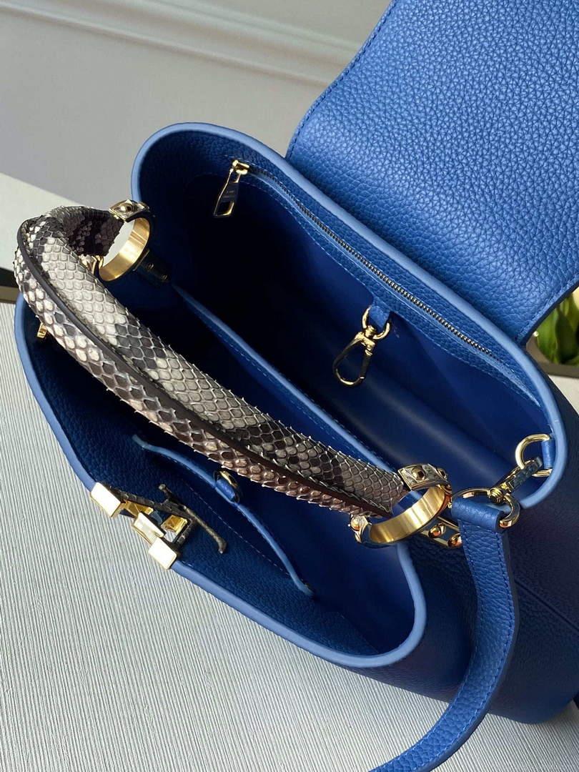 LV N98388 Louis Vuitton Capucines MM Handbag Blue