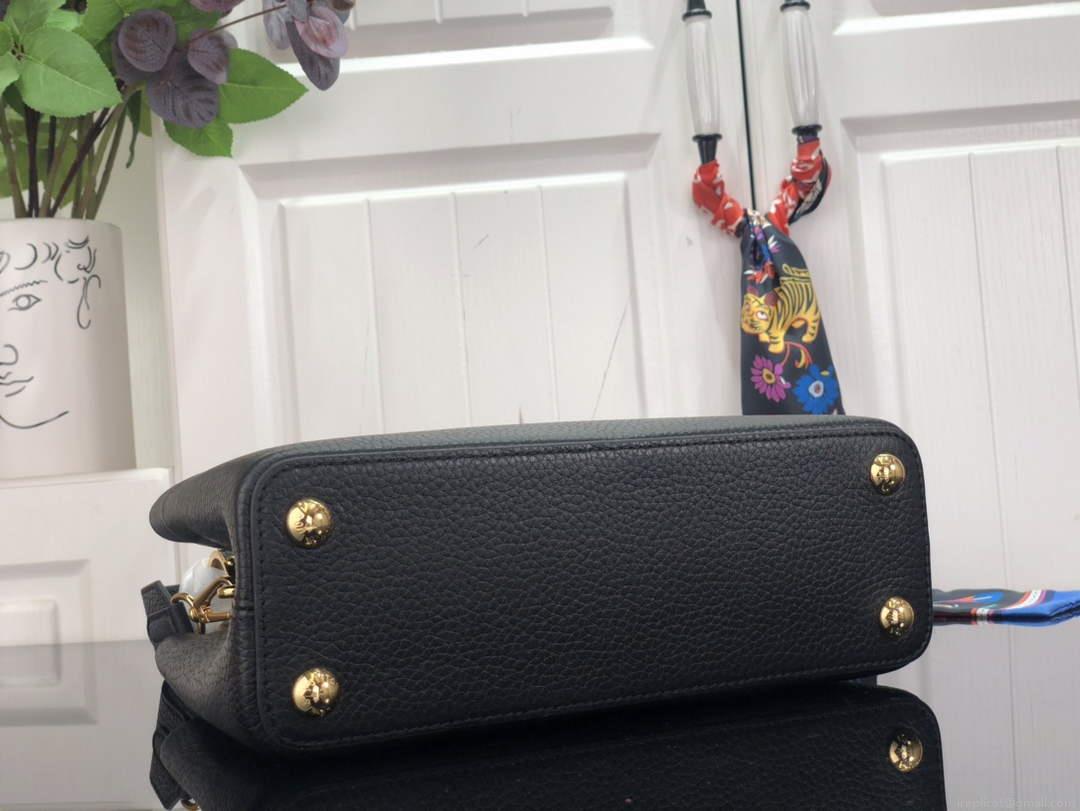 LV M59882 Louis Vuitton Capucines BB Handbag M59883 Black