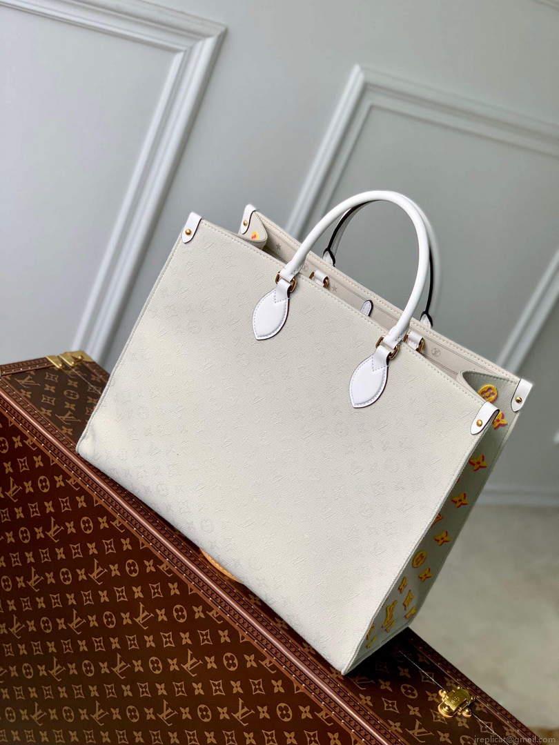 LV M46076 Louis Vuitton Onthego GM Tote Bag White leather