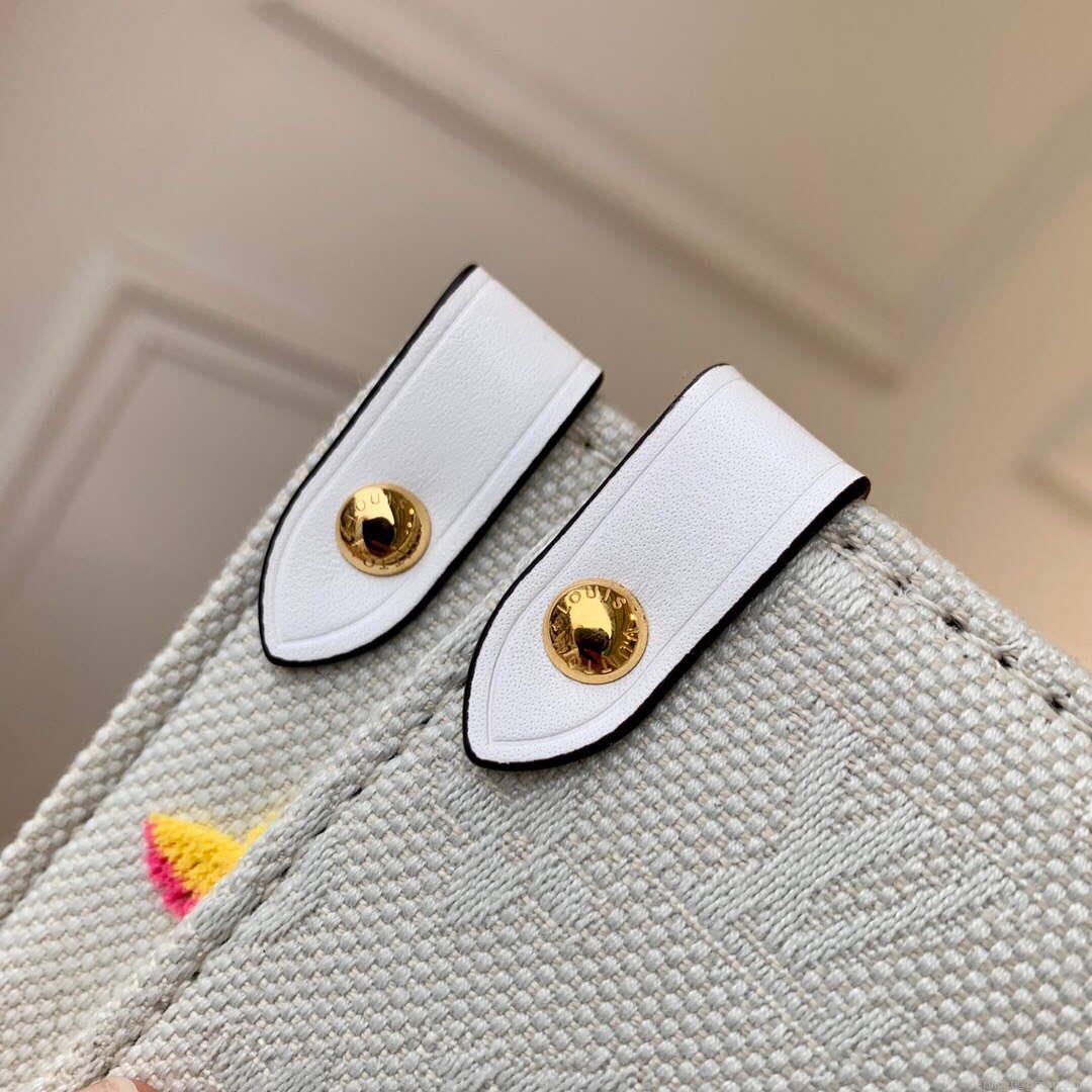LV M46076 Louis Vuitton Onthego GM Tote Bag White leather