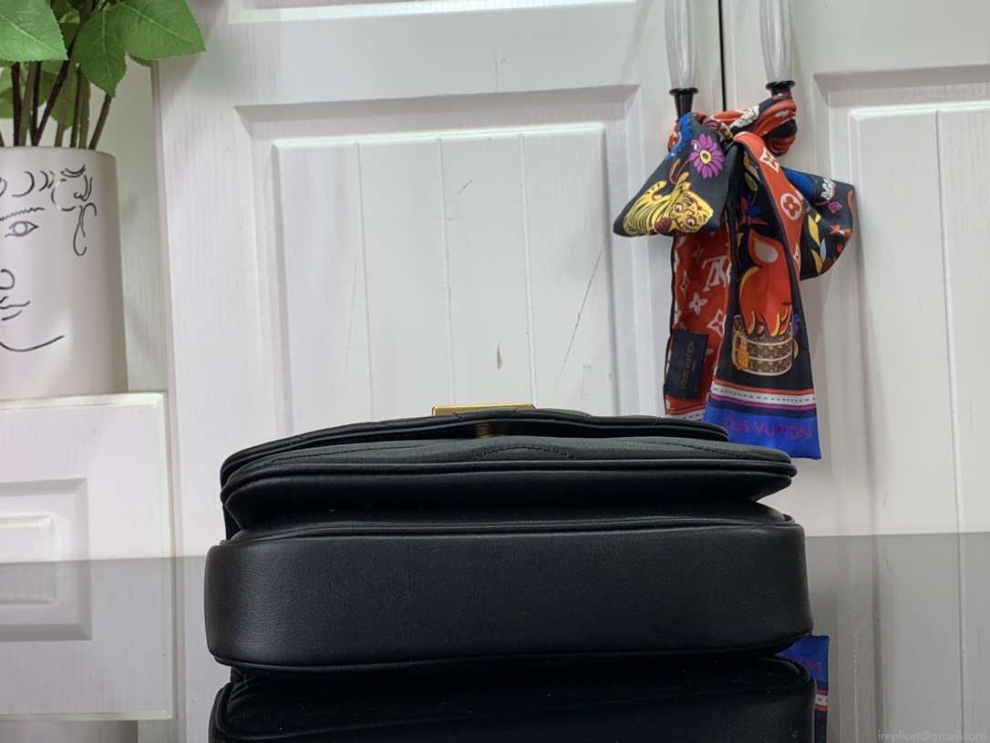 LV M20687 Louis Vuitton New Wave Multi-Pochette Leather M20838 Black
