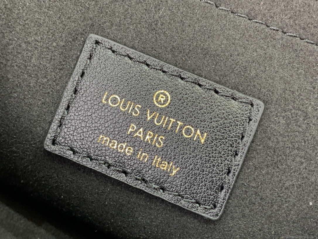 LV M20687 Louis Vuitton New Wave Multi-Pochette Leather M20838 Black
