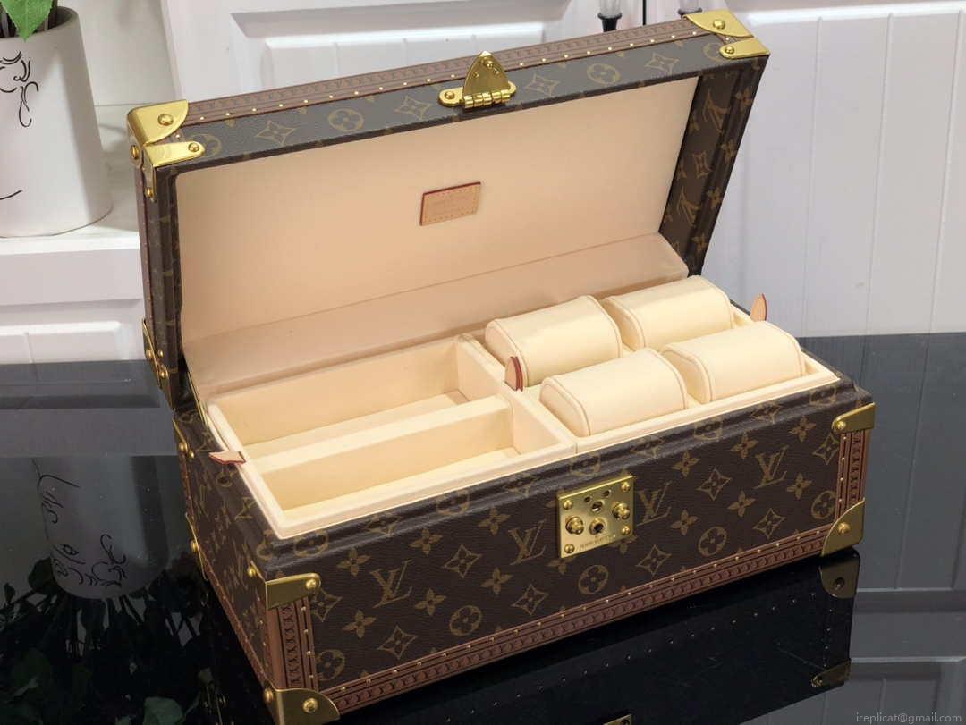 Louis Vuitton LV M20209 Coffret Accessoires Monogram Beige