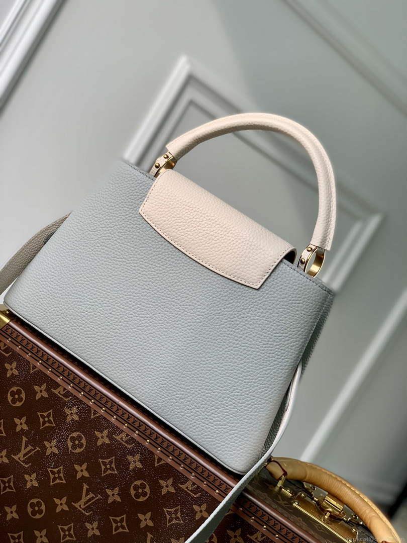 LV M21296 Louis Vuitton Capucines MM Bag Steeple Gray / Greige