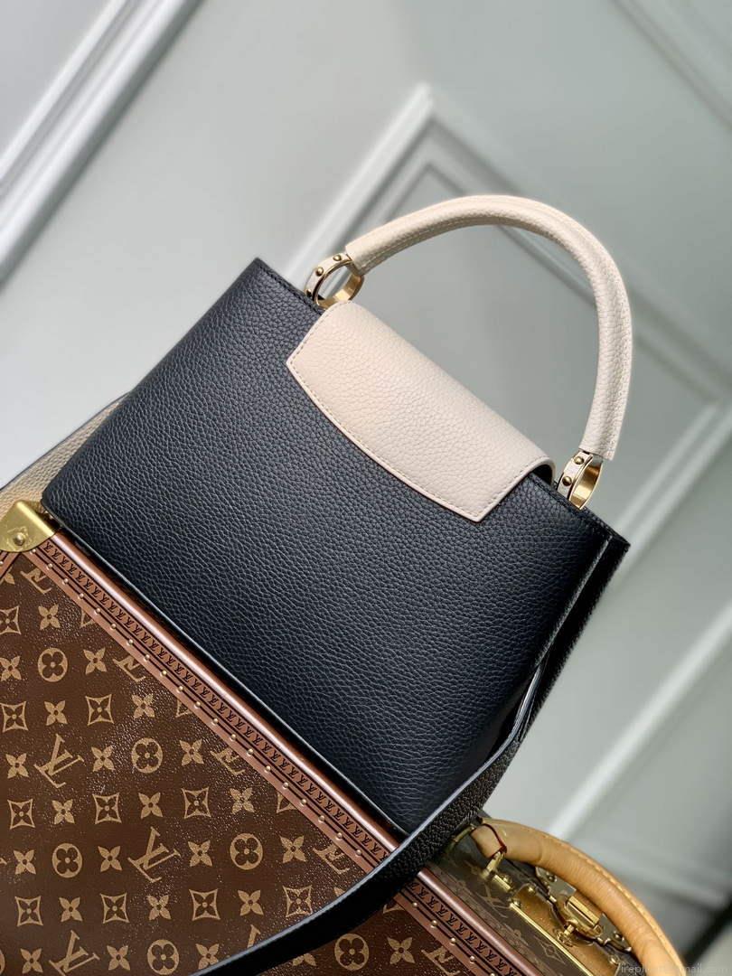 LV M21043 Louis Vuitton Capucines MM Handbag Black / Greige Doux / Scarlet
