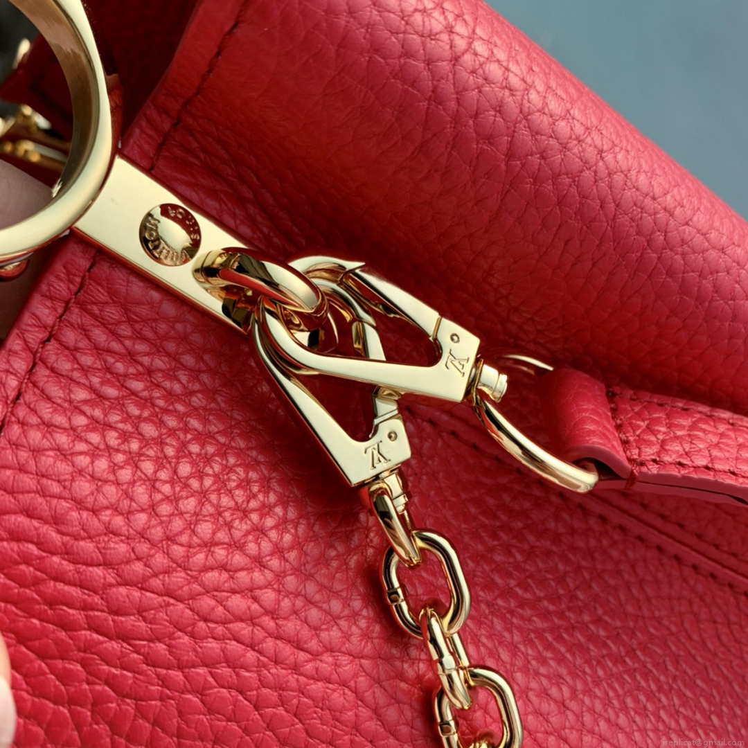 LV M20845 Louis Vuitton Capucines MM Handbag Red