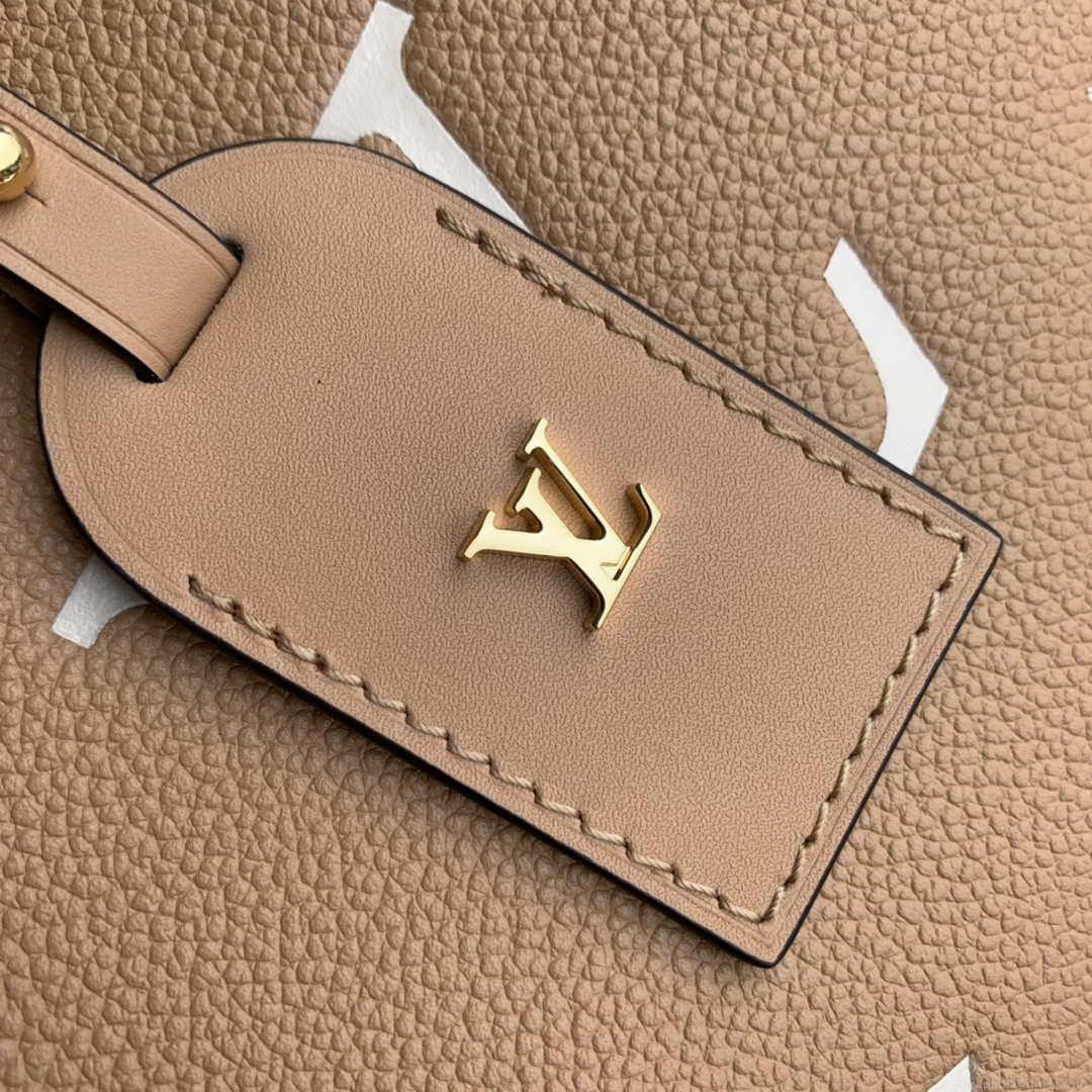 Louis Vuitton LV M46293 Carryall PM monogram M46293 Brown and Yellow