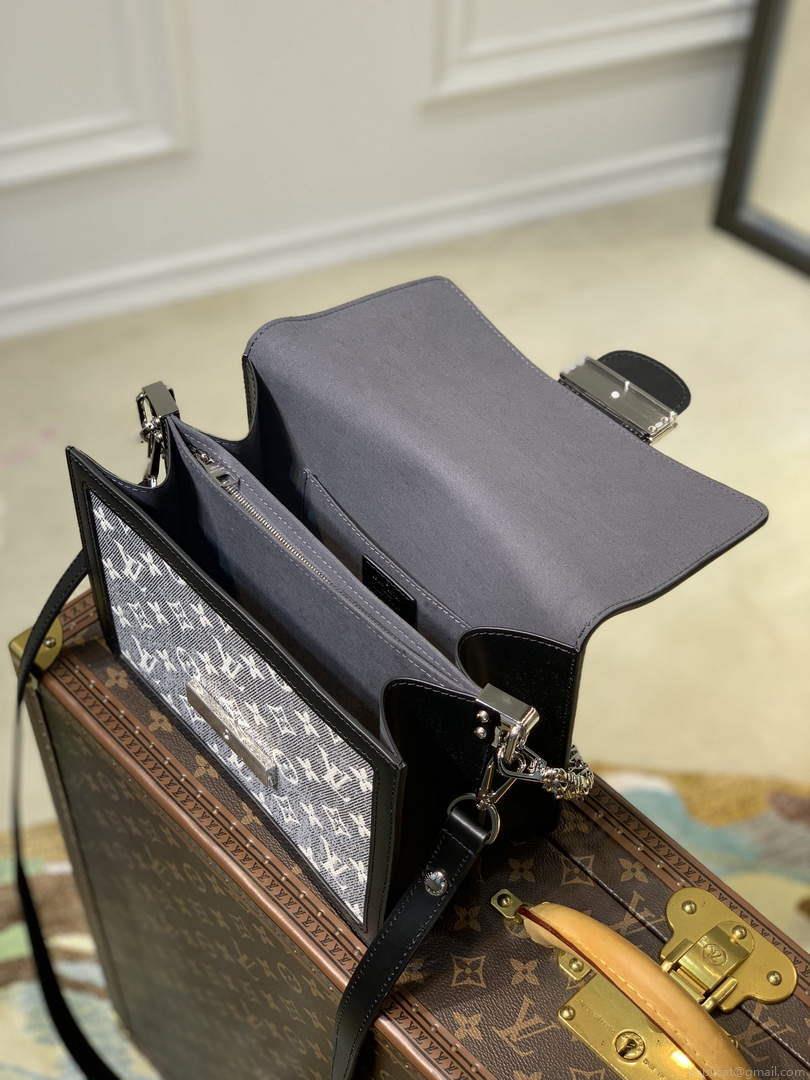 LV M21458 Louis Vuitton Dauphine MM Bag Grey