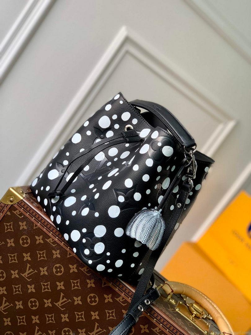 LV M21753 Louis Vuitton LV x YK Néonoé MM Bag Black White