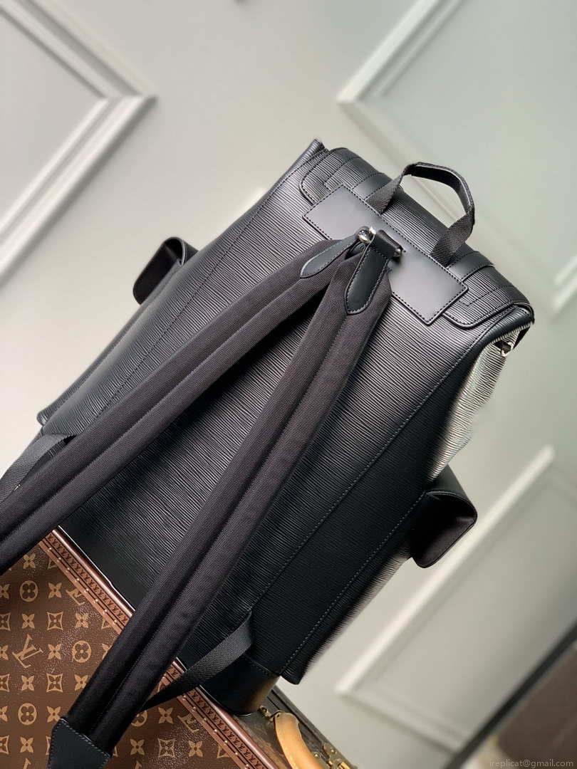LV M41079 Louis Vuitton Christopher MM Epi Black With Yellow Logo