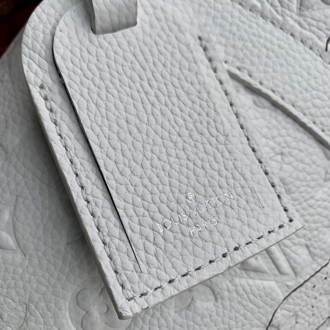LV M21678 Louis Vuitton LV x YK Keepall Bandoulière 50 Bag