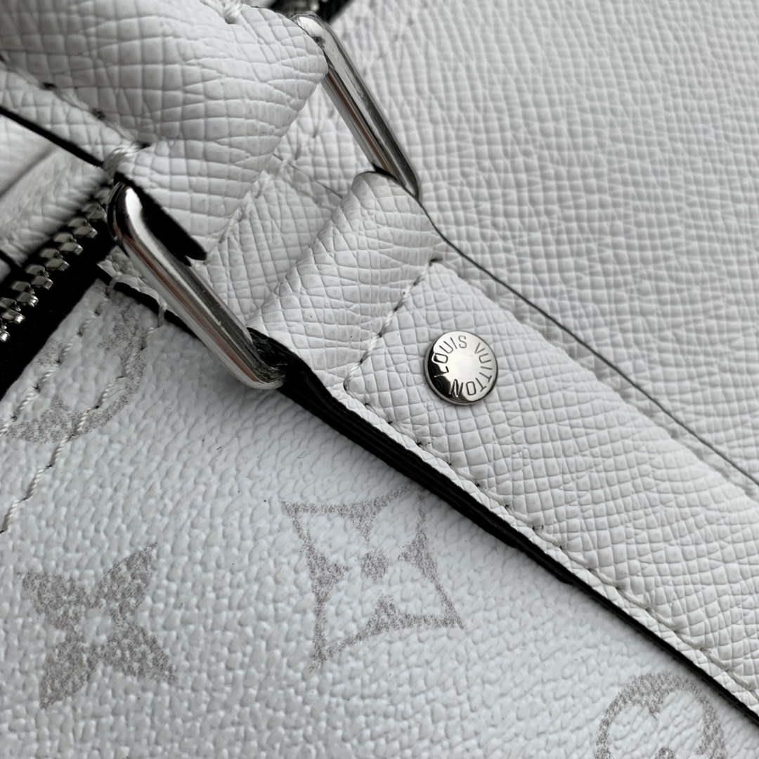 LV M30885 Louis Vuitton Keepall Bandoulière 50 Bag Optic White