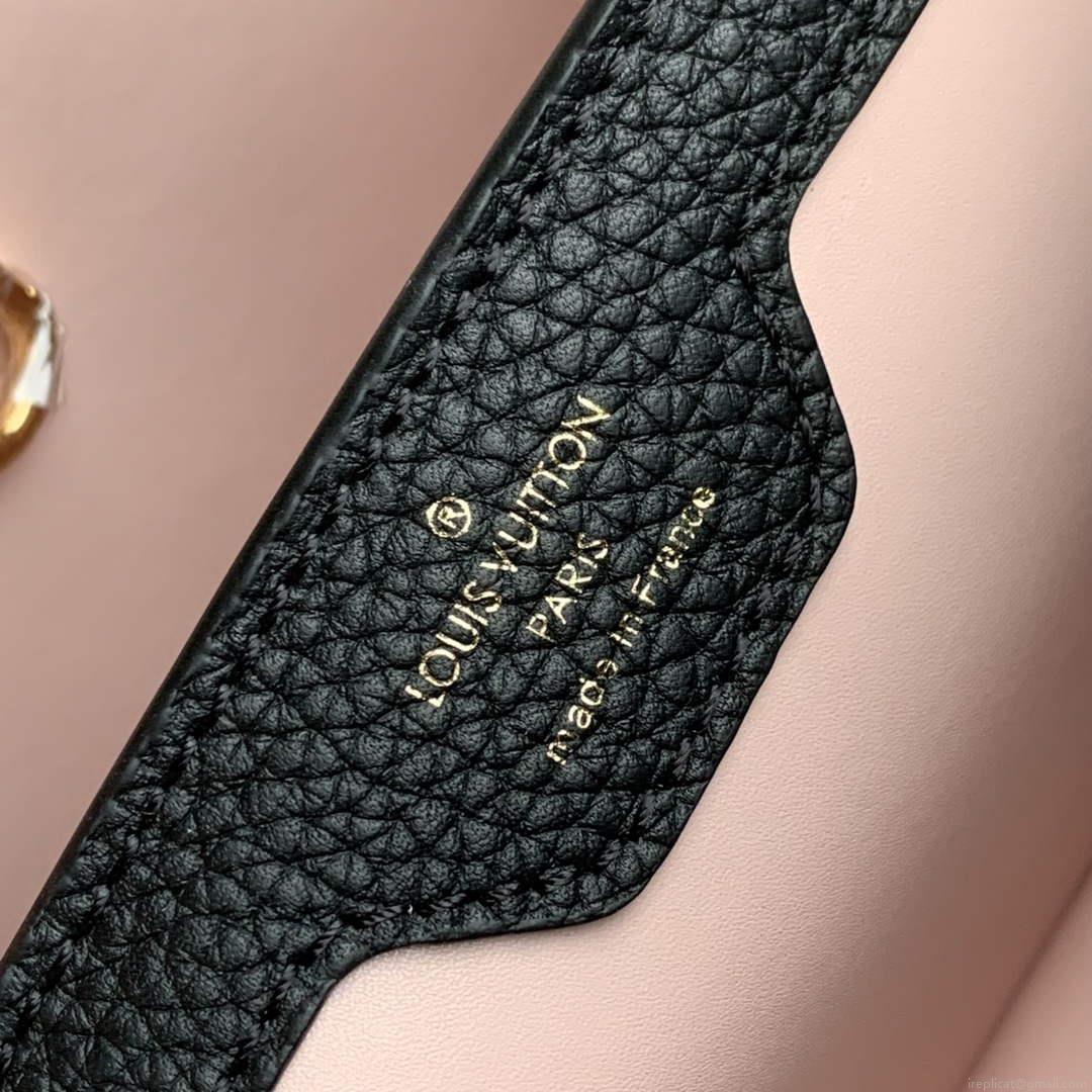 LV M21641 Louis Vuitton Capucines MM Handbag Black