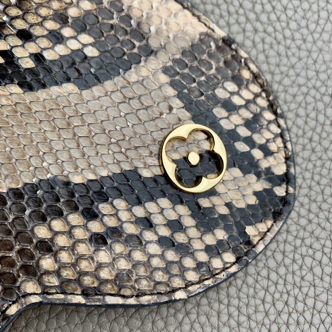 LV N80741 Louis Vuitton Capucines Mini Handbag Light coffee