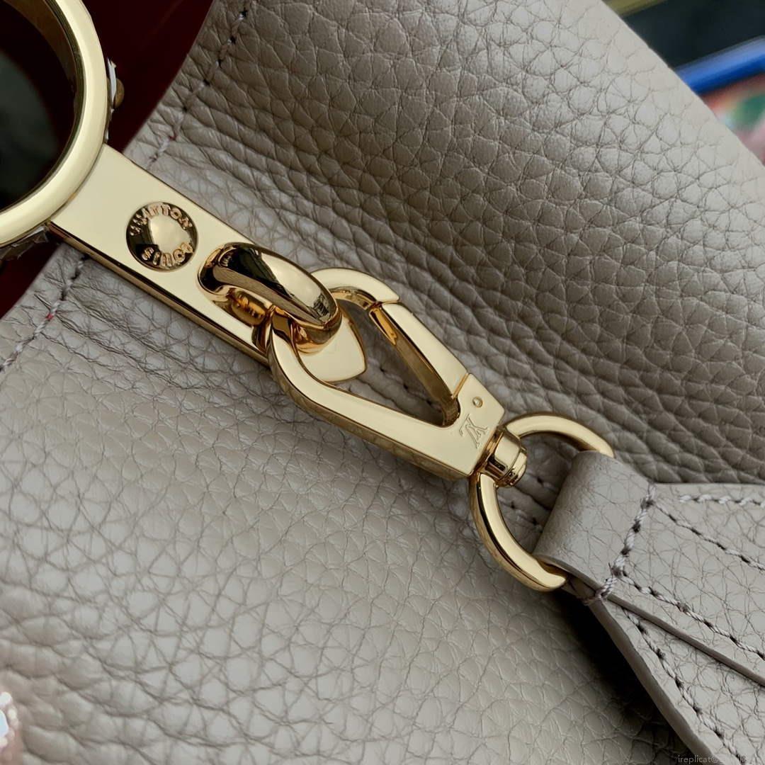 LV N80741 Louis Vuitton Capucines MM Handbag Light coffee