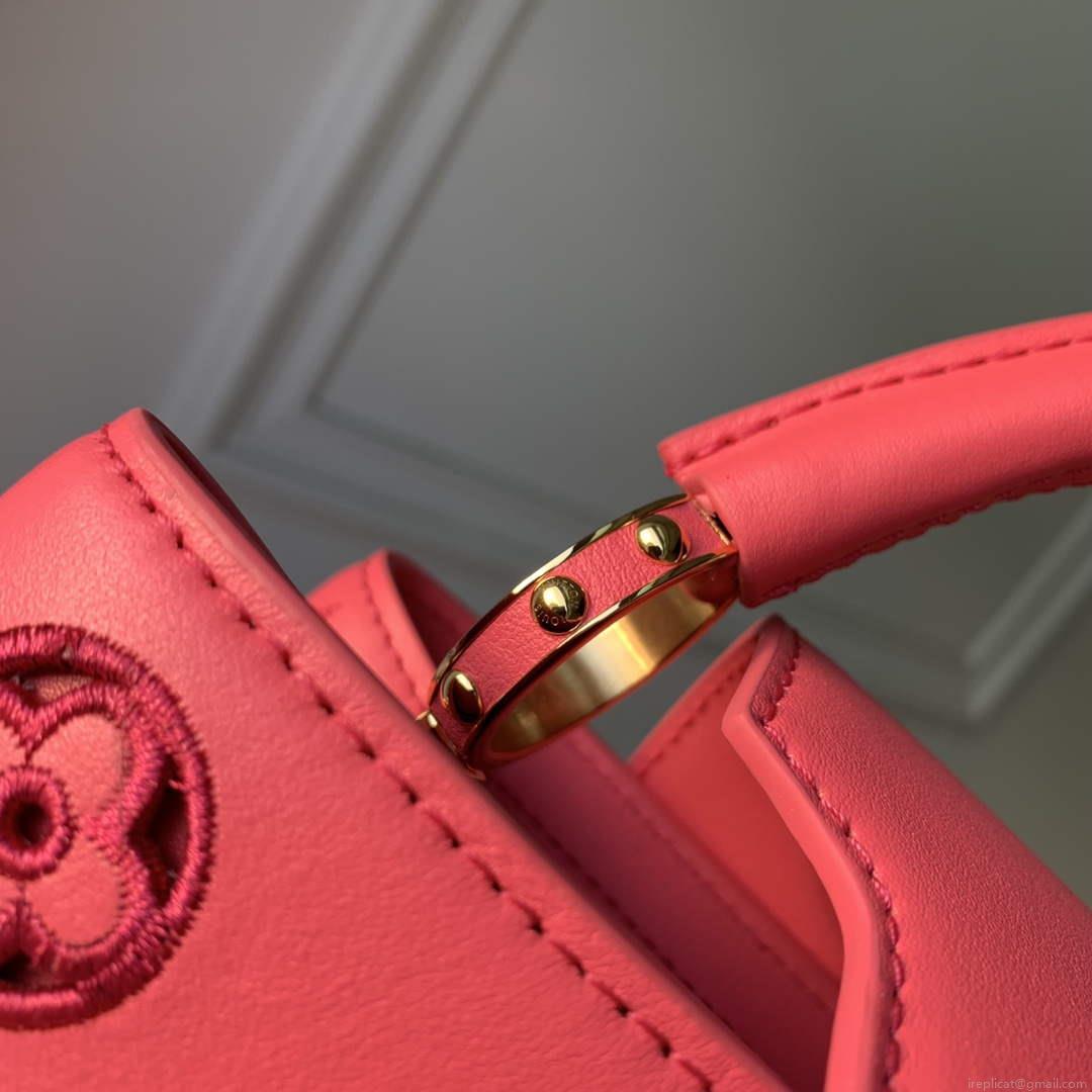 LV M22922 Louis Vuitton Capucines Mini Handbag Pink