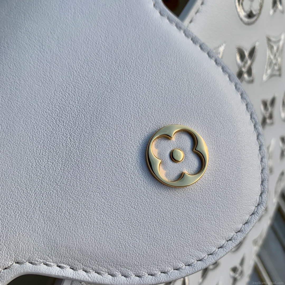 LV M22863 Louis Vuitton Capucines MM Handbag White