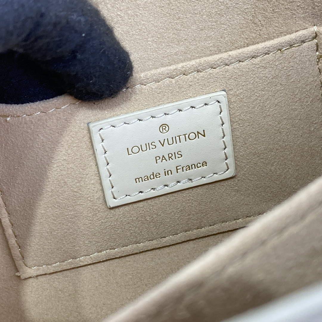 LV M22955 Louis Vuitton Dauphine East West Handbag Beige