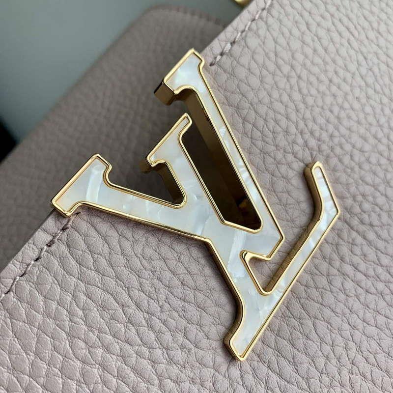 LV M22122 Louis Vuitton Capucines Mini Handbag Wisteria