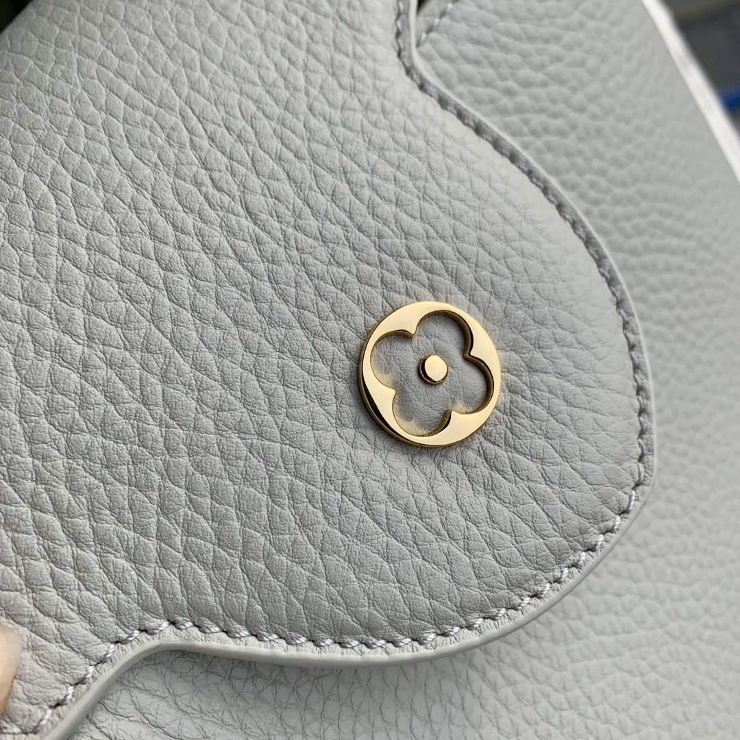 LV M23280 Louis Vuitton Capucines BB Handbag Ice Grey