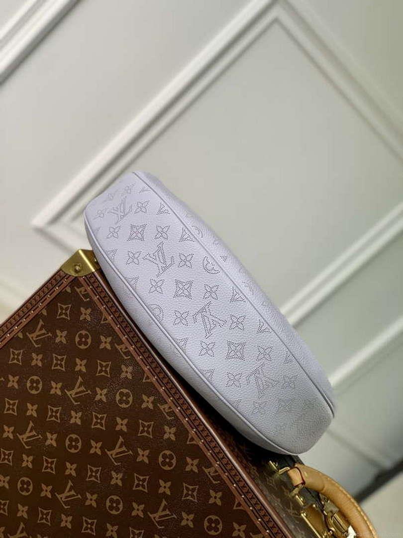 LV M22822 Louis Vuitton Baia MM Bag Mahina Light Lilac