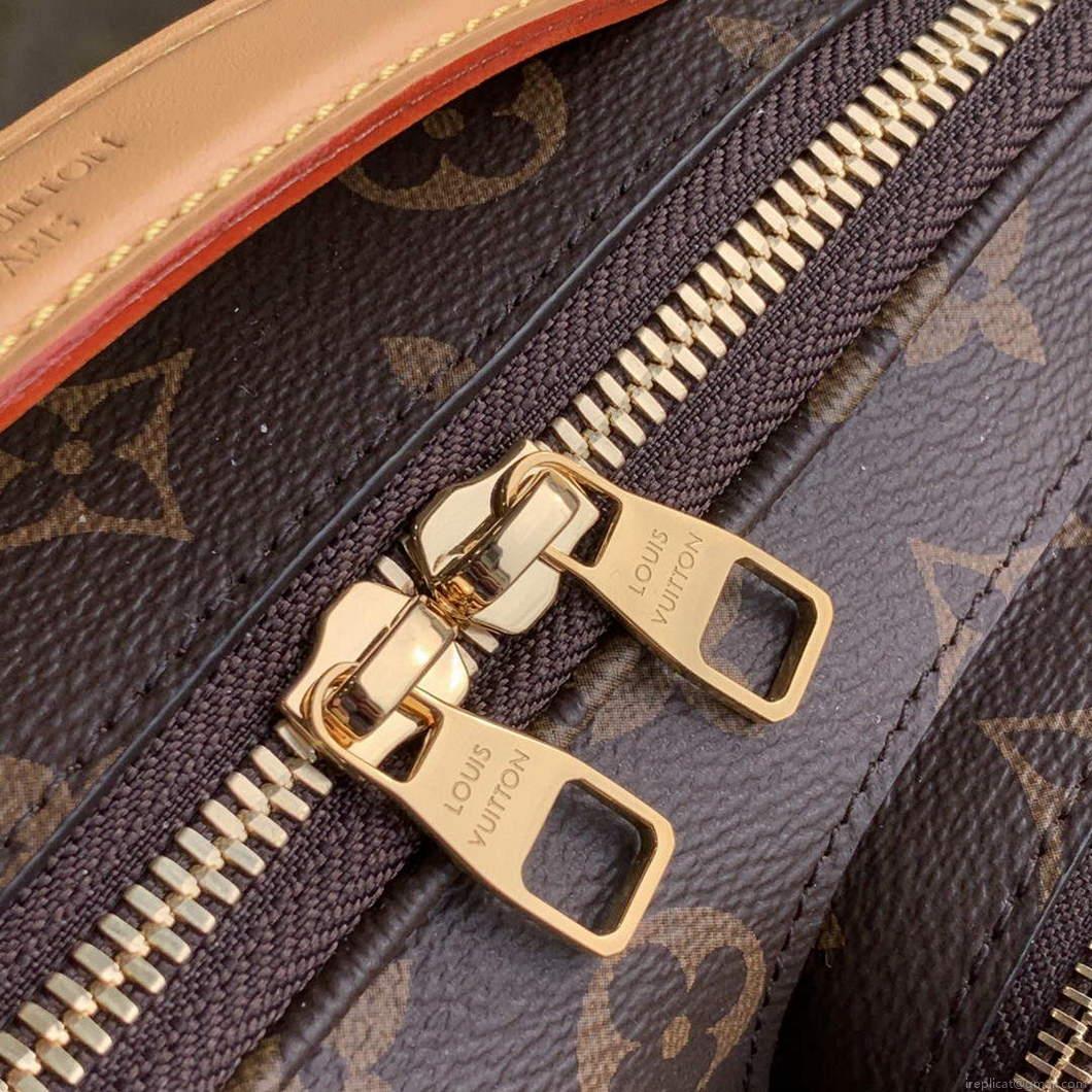 LV M80446 Louis Vuitton M80450 Utility Crossbody Monogram