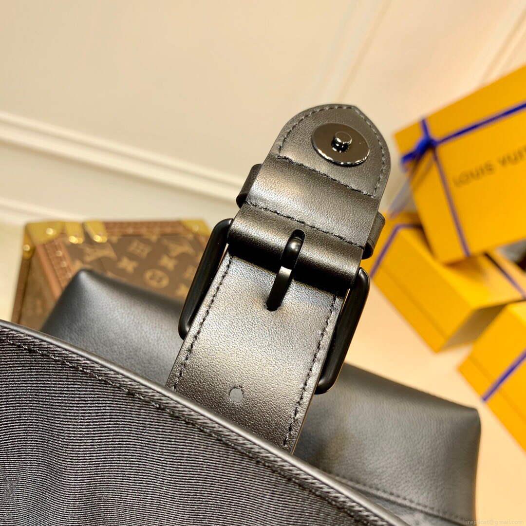 LV M45911 Louis Vuitton Saumur Messenger Black