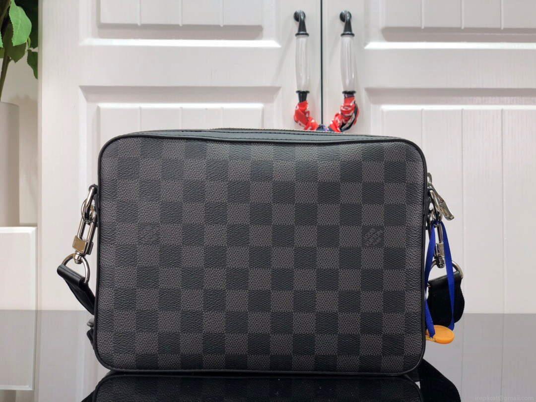 LV N58040 Louis Vuitton Trio Messenger Bag Black
