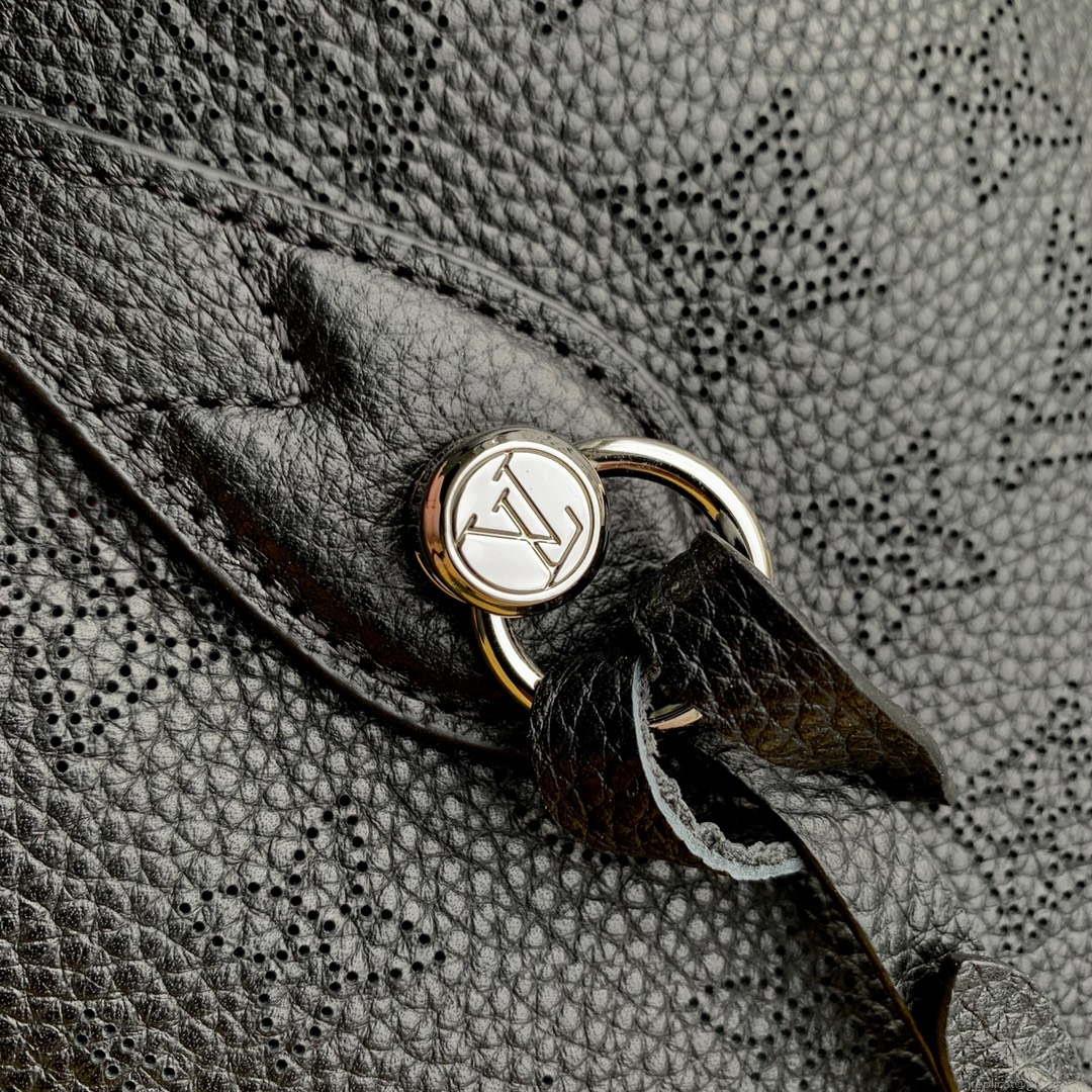 LV M21848 Louis Vuitton Blossom PM Mahina Tote Bag Black
