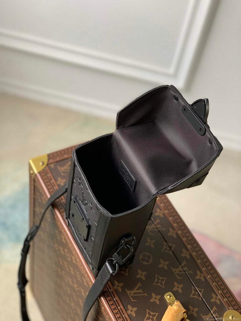 LV M82077 Louis Vuitton Vertical Trunk Wearable Wallet black embossed